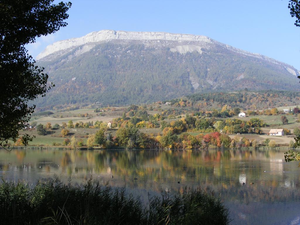 La Freissinouse Camping La Motte Flottante מראה חיצוני תמונה