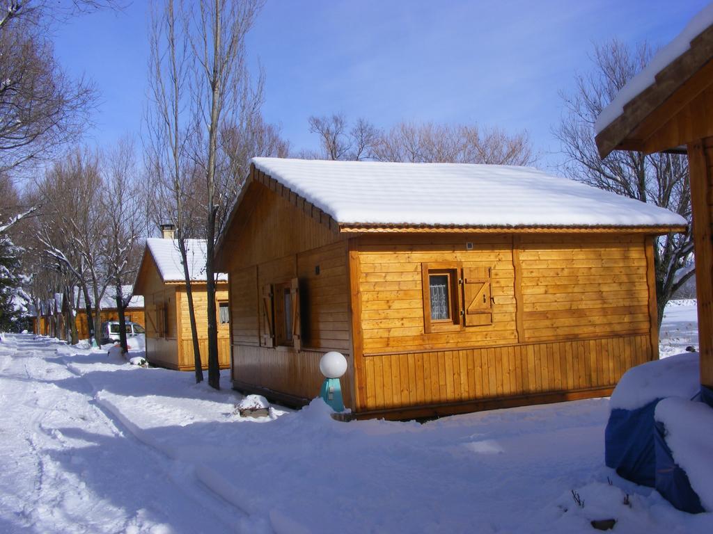 La Freissinouse Camping La Motte Flottante מראה חיצוני תמונה